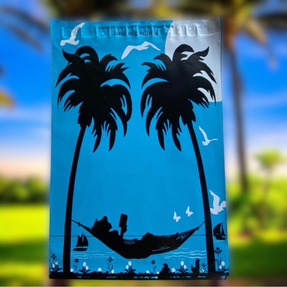 25 10X13 Poly Mailers Girl Hammock Palm Trees, Shipping Envelopes PRICE IS FIRM - Picture 3 of 11